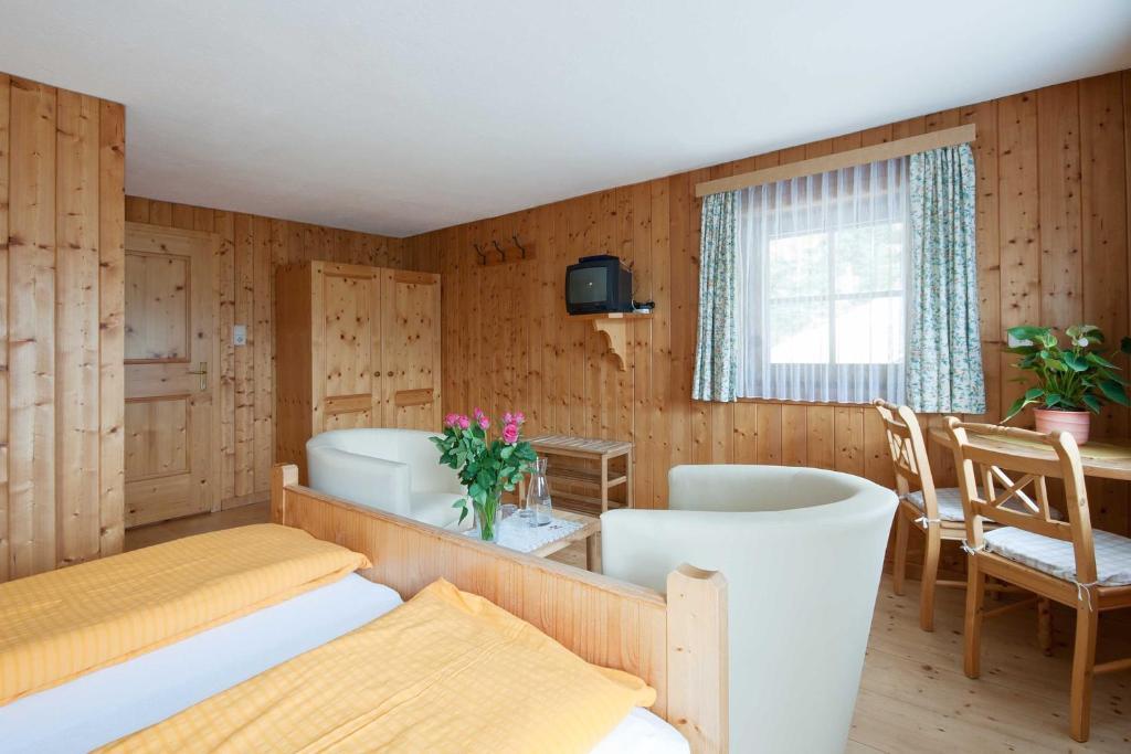 Landhaus Taurer Kals-am Großglockner Pokój zdjęcie